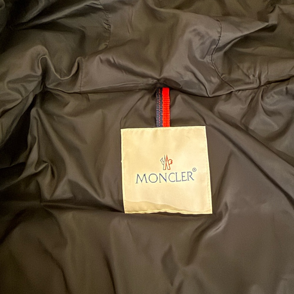 Moncler Black Puffer Jacket - Picture 4 of 5